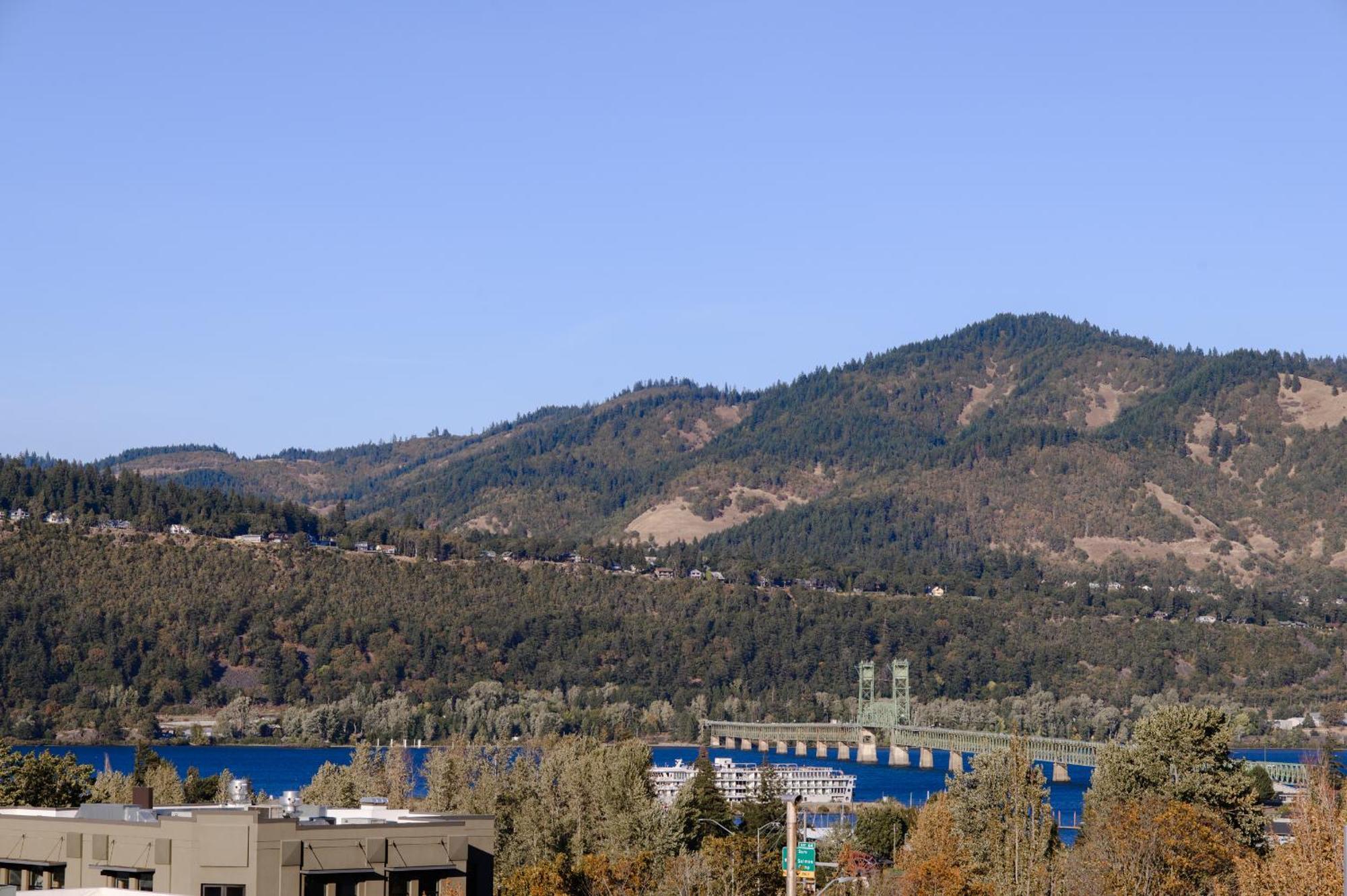 Horsefeathers Hotel Hood River Kültér fotó